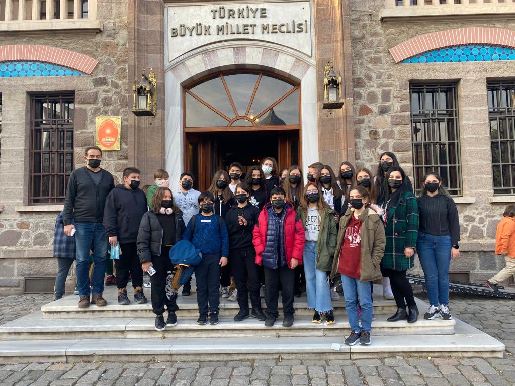 Yakacık Doğa öğrencileri minnet ve gururla Anıtkabir’de. #İzindeyizAtam 
<a href="/yakacik_doga/">DOĞA KOLEJİ YAKACIK KAMPÜSÜ</a>
<a href="/cigdemkarakas16/">Çiğdem Karakaş</a>