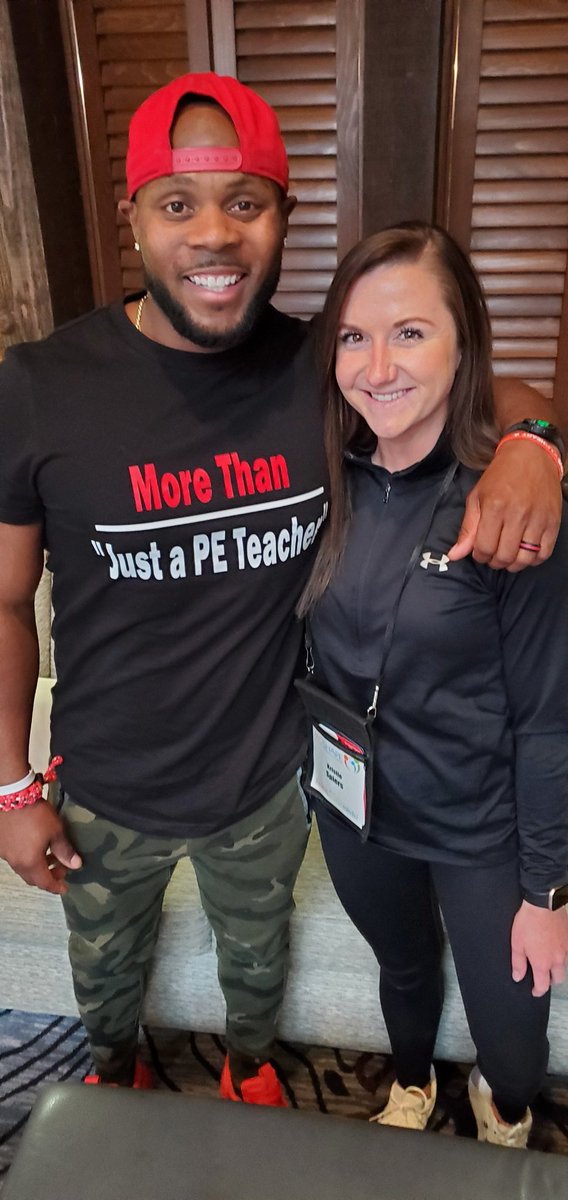 DriemeyerPE's tweet image. Hanging with two superstars @crestfit2021 &amp;amp; @kspiersPE #LevelUp2021 @MOSHAPE1