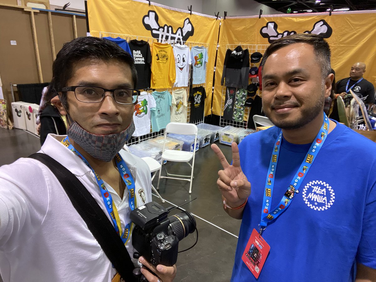 StevieAngeles's tweet photo. Lots of Pinoy 🇵🇭 talent at this year’s @DesignerCon in Anaheim including Louis DeGuzman who unveiled his 2 foot tall MediaCom Bear Bricks. @ILLAMANILA is also showing off Pinoy culture while Dopplebanger offers these alternate universe designs. https://t.co/ipKvmlhpGq