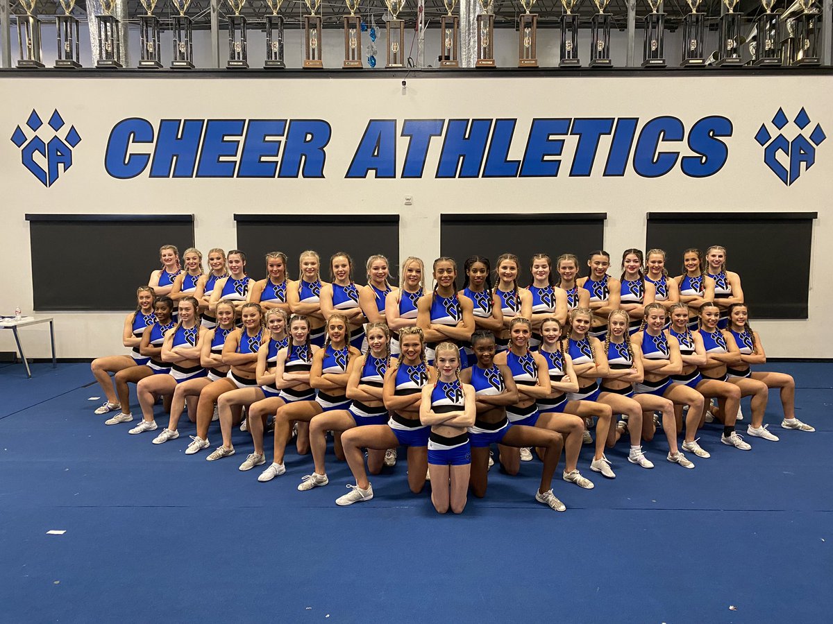 MAJORScheer's tweet photo. That’s a wrap for @CheerAthletics #MAJORS22 filming! Thanks for having us, y’all — we will see you in Indy! 😺💙🎬 https://t.co/972XUbqqXg