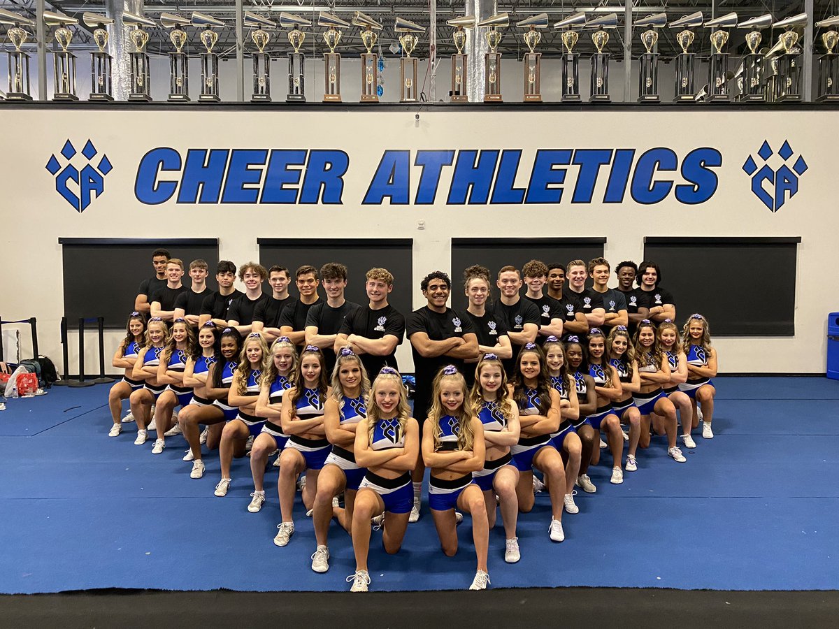 That’s a wrap for <a href="/CheerAthletics/">Cheer Athletics</a> #MAJORS22 filming! Thanks for having us, y’all — we will see you in Indy! 😺💙🎬