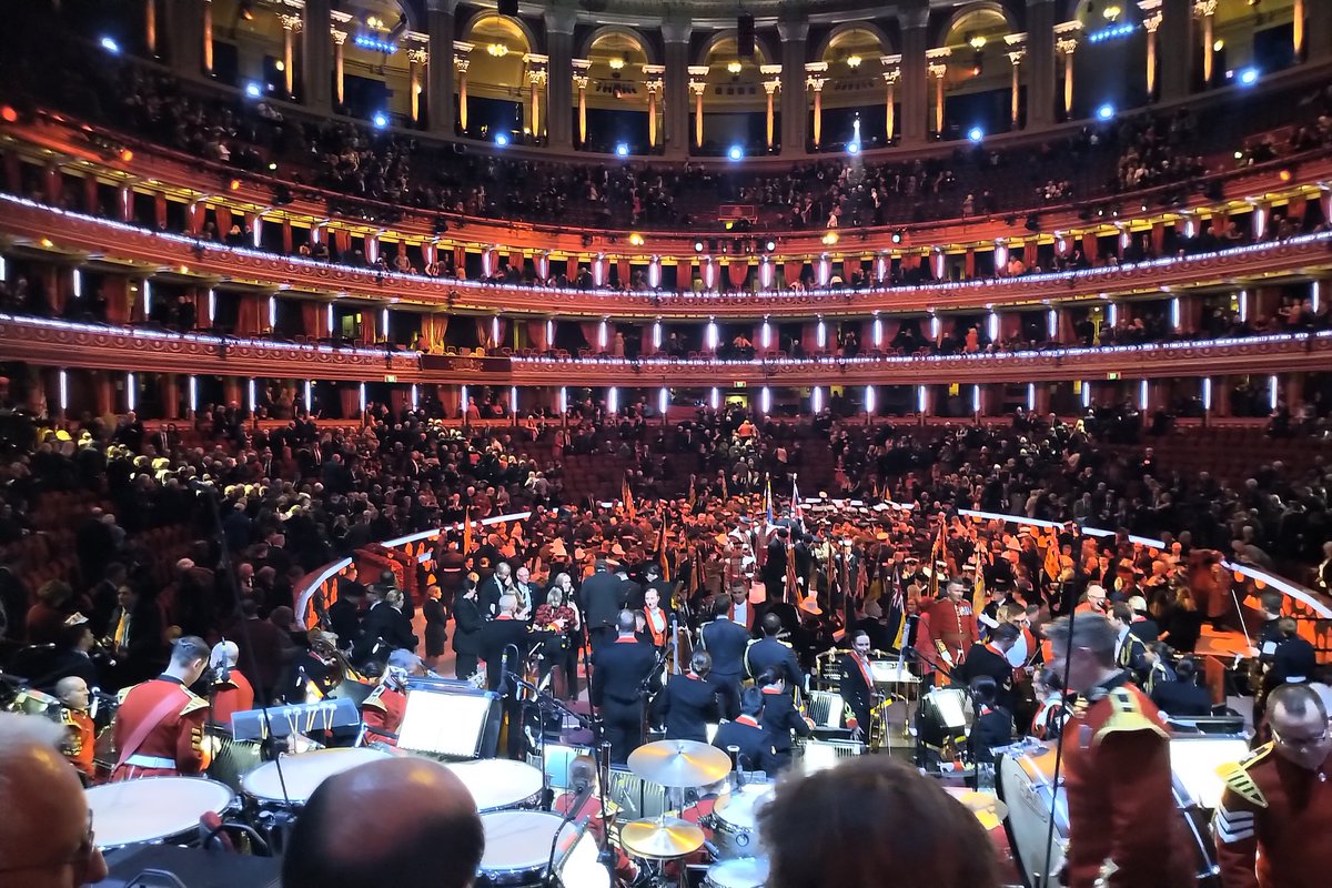 So delighted to have been a part of @TheBachChoir forming the Festival Chorus for @PoppyLegion RBL #festivalofremembrance for 2021 #wewillrememberthem