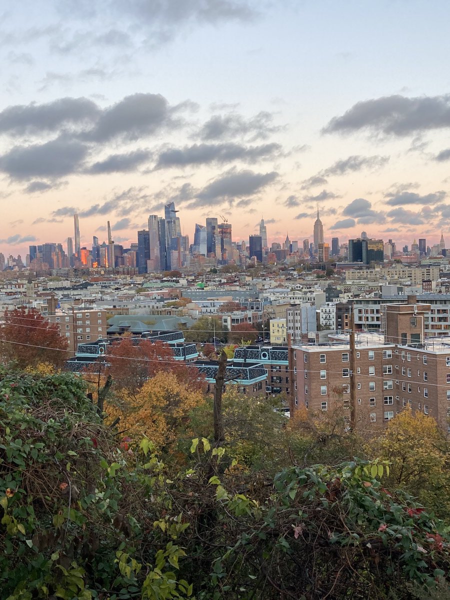 jpapruzzese's tweet photo. NYC ce soir https://t.co/jGnyXQuoeD