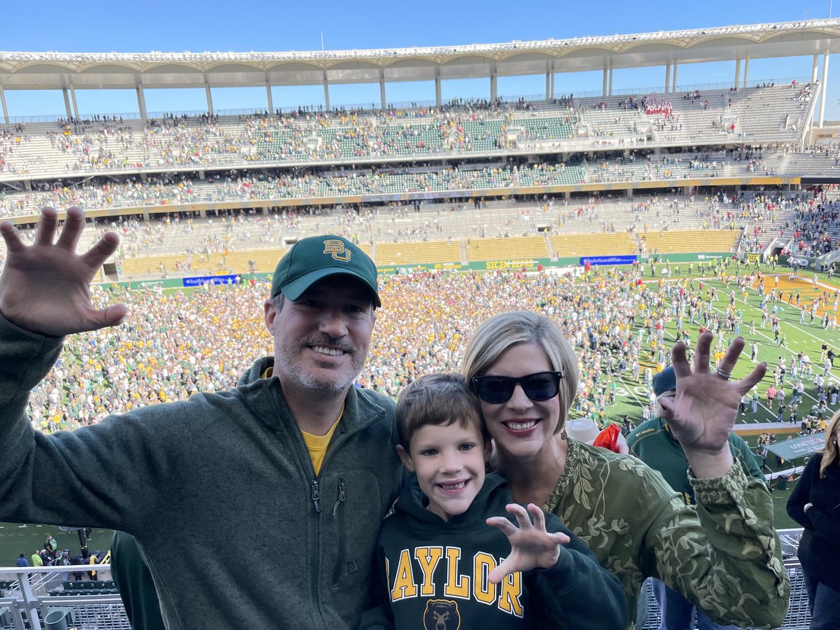 lizmarshall's tweet photo. Baylor for the WIN! #GoBears https://t.co/o0StwoLaaw