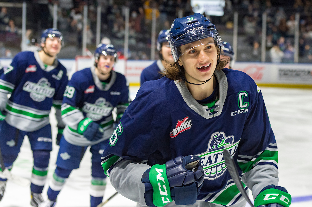 Seattle Thunderbirds on Twitter: Always hug your tendy!! / Twitter