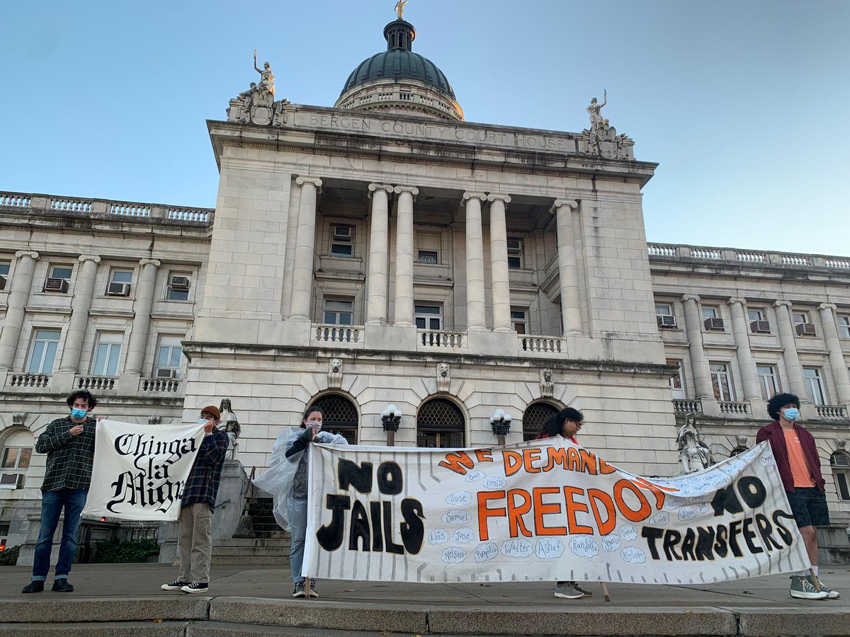 CosechaMovement's tweet photo. #BringPatrickHome #PermanentProtectionNow #FreeThemAll #ChingaLaMigra #BlackMigrantLivesMatter 
#BlackLivesMatter #AbolishICE https://t.co/IWZOgYNE51