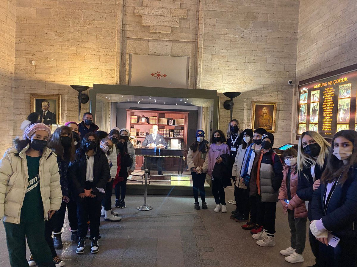 Kalpleri Atatürk sevgisiyle dolu İTÜ ETA Vakfı Tuzla Doğa Koleji öğrenci ve öğretmenleri Ata'mızın izinde, Anıtkabir'deydi. Atatürk'ümüzü sevgi, özlem ve minnetle anıyoruz. <a href="/veyselgezicii/">veysel gezici</a> <a href="/OzgeHoca/">Özge Kalay Ok</a> <a href="/Davutenol10/">Davut Şenol</a> <a href="/cigdemkarakas16/">Çiğdem Karakaş</a> <a href="/doga_tuzla/">iTÜ ETA VAKFI TUZLA DOĞA ORTAOKULU</a>