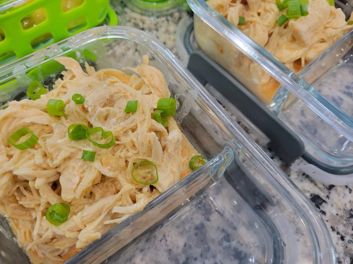 Creamy Buffalo Chicken “Dip” 
#weightwatchers #mealprep #wwcommunity
buff.ly/3qwwKox
