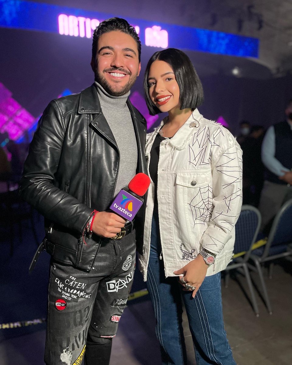 _CorazonGrupero's tweet photo. Azteca UNO En Vivo https://t.co/mUEzyGPMw5

Después de cotorrear, @rafabalderrama y @alannmora obvio tenían que inmortalizar el momento con @AngelaAguilar__ . 👏🏻🤠🎶 #CorazónGrupero https://t.co/awCP8cp7QQ