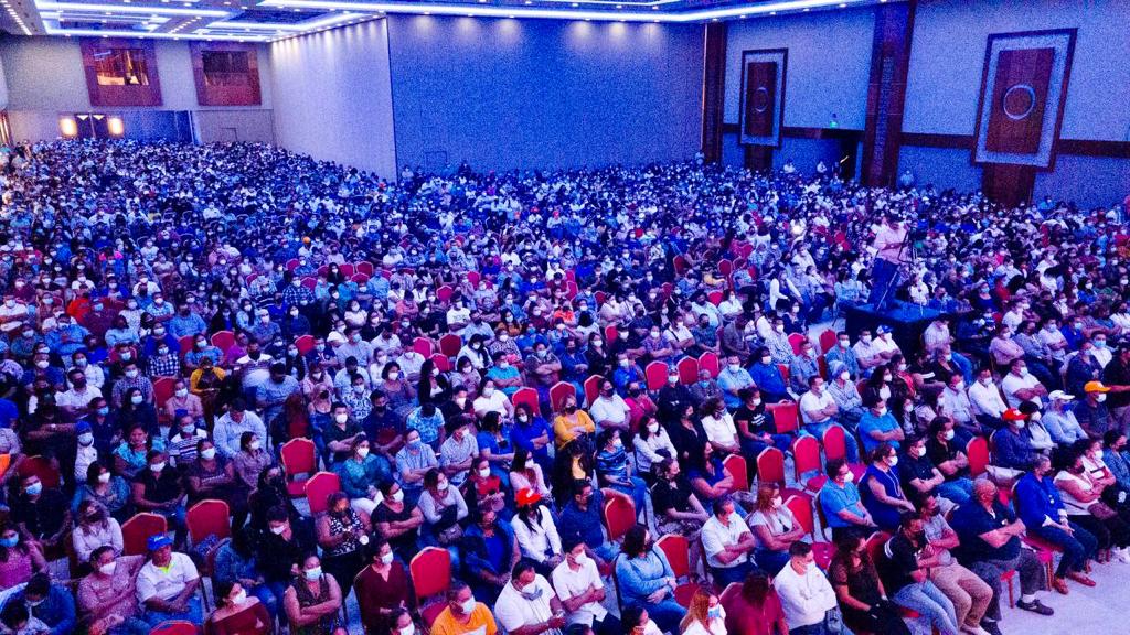 Qhubotvoficial's tweet photo. #QhuboTV | ¡LISTOS PARA LAS ELECCIONES! Miembros de las Juntas  Receptoras de Votos  del Partido Nacional en San Pedro Sula se reunieron con @titoasfura para afinar detalles previo a las elecciones. https://t.co/h4j39VWkXs