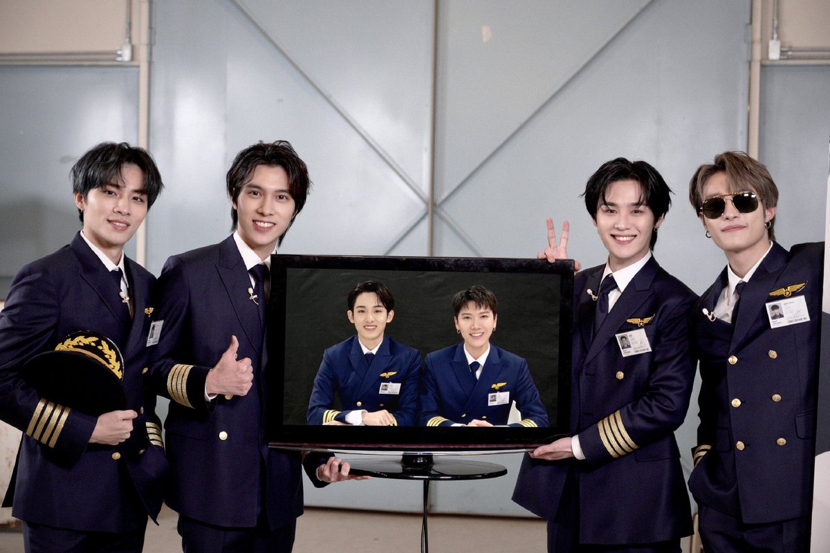 i23Nct's tweet photo. thank you kun, hendery, yangyang for your hard work, hope the three of you will continue working hard💪
friendship first, competition second!
everyone has worked hard! https://t.co/o1zaqhVtjS