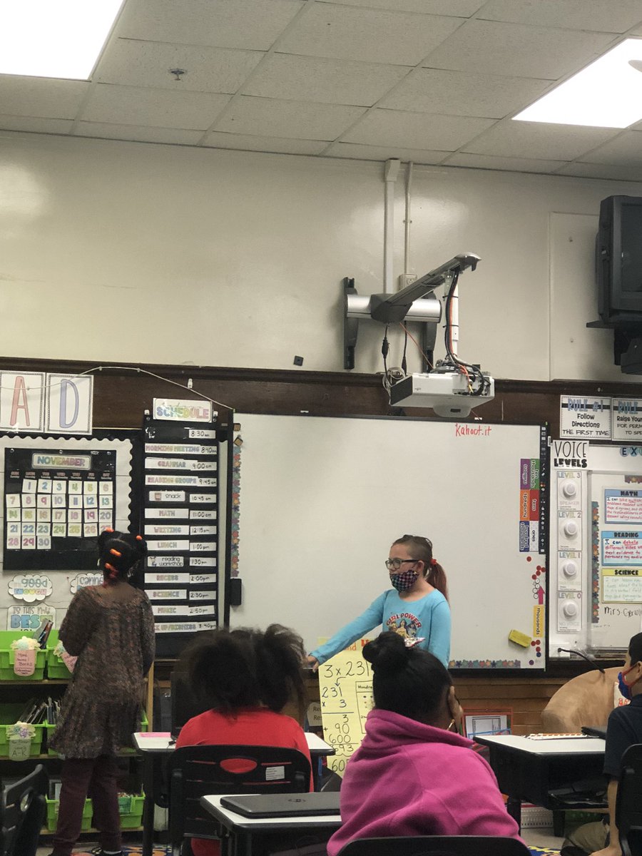 Wrapping up a great week with <a href="/HartfordPerform/">Hartford Performs</a> and <a href="/HartfordStage/">Hartford Stage</a>!  Such a great experience using drama and performance to bring a text to life.  <a href="/BetancesOwls/">Betances OWLS</a> #literacyconnections #wilmarudolph #wilmaunlimited