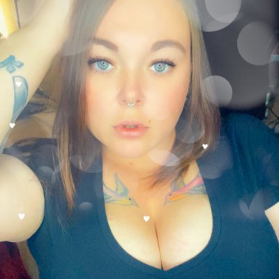 #NewProfilePic https://t.co/32chBODvBL<a href="/tag/newprofilepic"class="tags">#NewProfilePic</a>