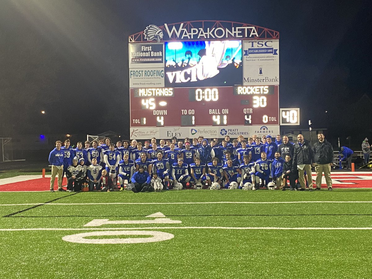 Coach_Billings7's tweet photo. What a win!!! This team has overcome so much this year to get to this point! Statement win vs. a great opponent. https://t.co/2jAt7D540s