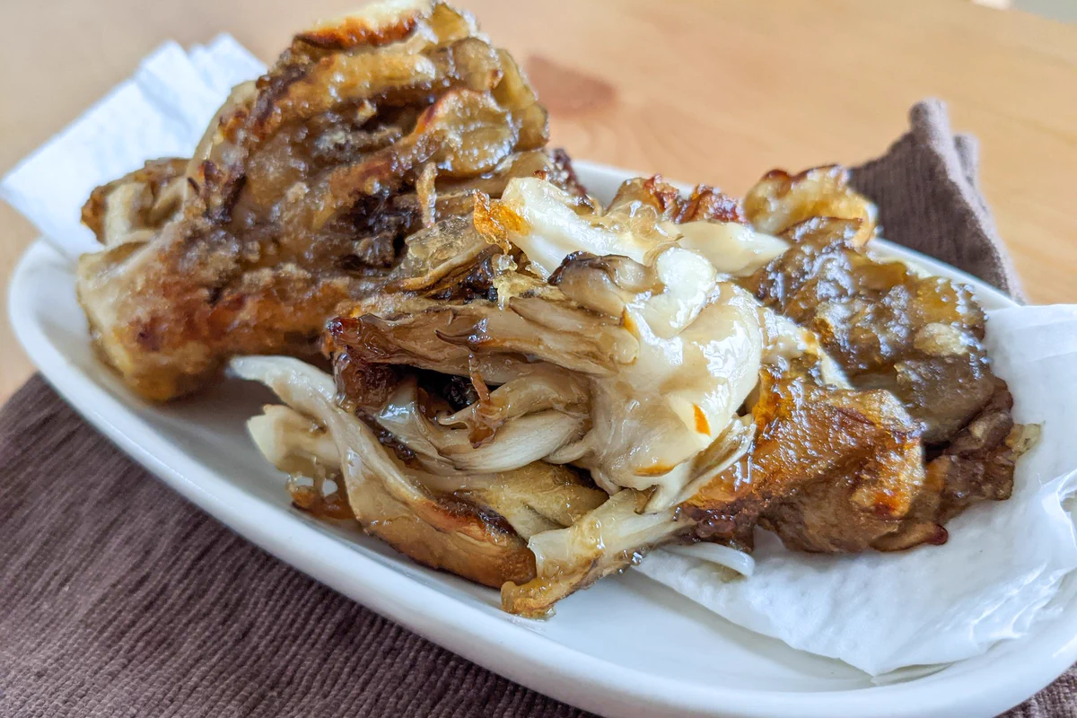 ジューシーでとっても美味しく仕上がる？！舞茸を使った「唐揚げ」レシピ！