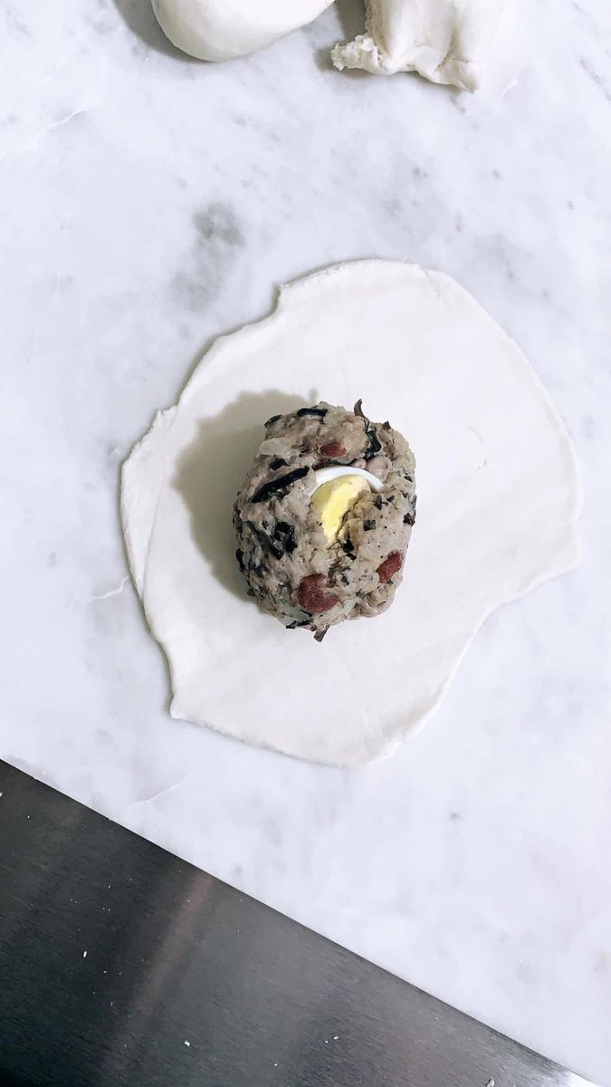 micropharmsss's tweet photo. Looks like a piggy porn bun kind of night at micro Pharms💕 #bao #porkbun #chef #bara #food #Foodie #SmallBiz #SmallBusiness #adoptmetrading #bake #baking https://t.co/kIXIRDEBBM
