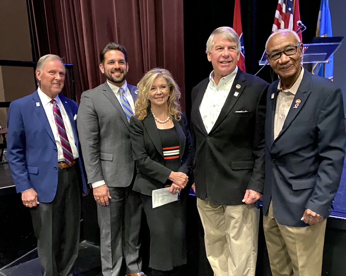 Sen. Marsha Blackburn (@marshablackburn) on Twitter photo For 200 years, Tennesseans who call Madison County home have built a legacy rooted in strong values and a commitment to helping out their neighbors. Here’s to another successful 200 years, <a href="/madisoncountytn/">Madison County TN</a>!
<a href="/SenEdJackson/">Ed Jackson</a>
<a href="/MayorConger/">Mayor Scott Conger</a>
<a href="/shaw_rep/">Rep. Johnny Shaw</a> For 200 years, Tennesseans who call Madison County home have built a legacy rooted in strong values and a commitment to helping out their neighbors. Here’s to another successful 200 years, <a href="/madisoncountytn/">Madison County TN</a>!
<a href="/SenEdJackson/">Ed Jackson</a>
<a href="/MayorConger/">Mayor Scott Conger</a>
<a href="/shaw_rep/">Rep. Johnny Shaw</a>