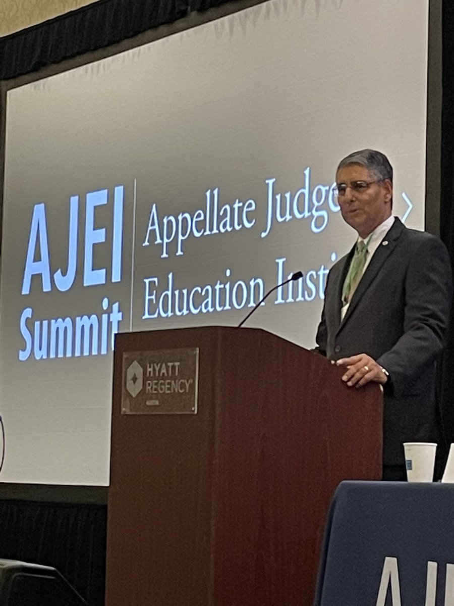 AJEI_Summit's tweet photo. Education Committee Chair Albert Diaz has been at the lectern all week introducing sessions and sharing Summit info. His everyday role is U.S. Circuit Judge, U.S. Court of Appeals for the Fourth Circuit. #AJEI2021 https://t.co/Z5Qt9P1xTi