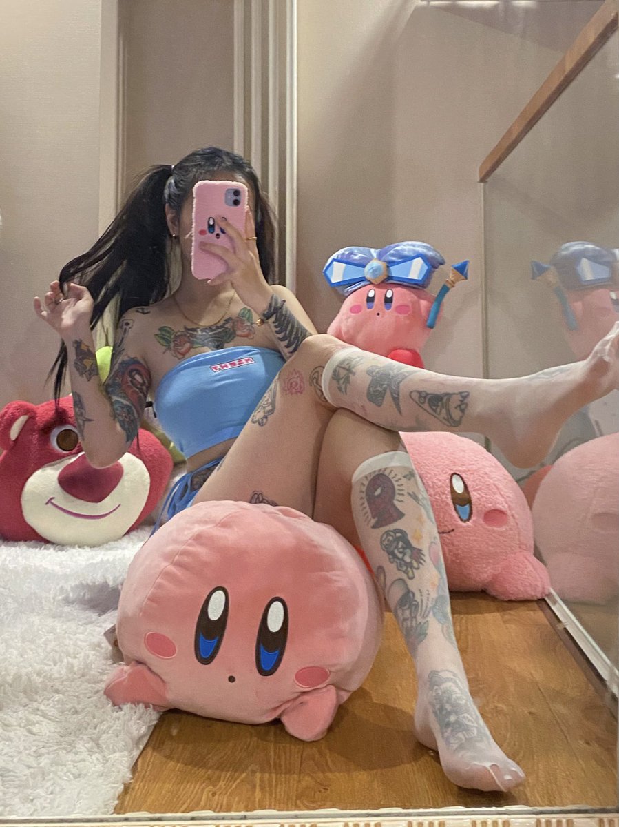 卡比收割机！
#辣妹 #白丝 #纹身 #可爱 #inkedgirl #反差 #脚 #腿 #寄拍 https://t.co/Is9PppohYu