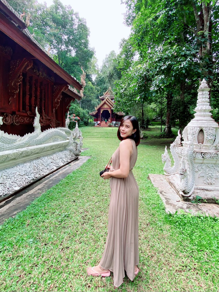 S_Angkana's tweet photo. #วัดหลวงขุนวิน เป็นคนสายตาสั้น พอไปวัดก็เจอแต่พระ!! #แคปชั่น2021 #มุขเสี่ยว #แคปชั่นน่ารัก #แคปชั่นโสด #แคปชั่นเสี่ยว #แคปชั่นกวนตีน #แคปชั่นน่ารัก https://t.co/Pdn6Wwmai6