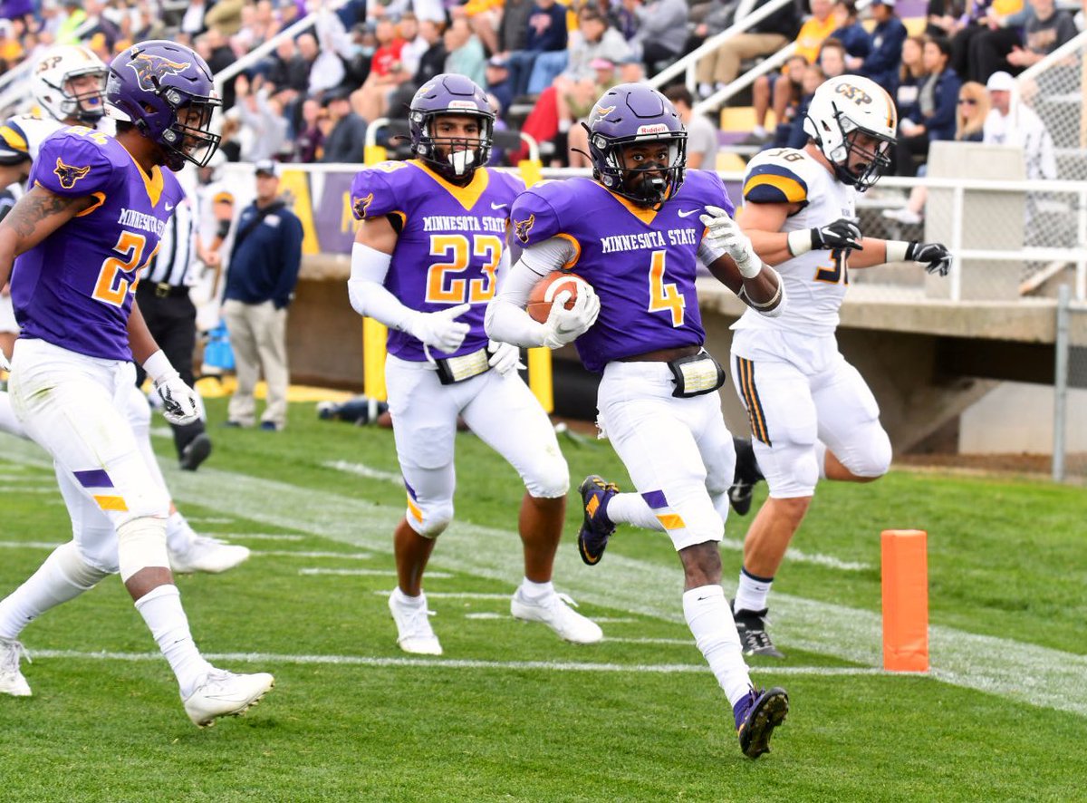 theearttboyy's tweet photo. From a young BOY coming in freshman year to leaving as a young MAN. MAVERICK NATION I can’t thank you enough. Leaving w/ 3 rings 💍 and a lifetime FULL of memories. I LOVE Y’ALL FOR LIFE ❤️🦈👿🤞🏾’16-‘21. #LETSROCK 🎸 #4️⃣out 

What’s next ? 👀🙏🏾. https://t.co/a53dIjK1yh