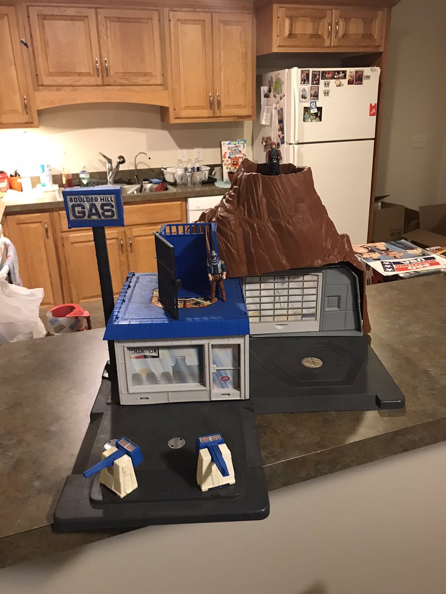 RefLarryPeace's tweet photo. Added the M.A.S.K. Boulder Hill play set to my collection today. Thank you to Greg Koller & American Daydream Antiques & Miscellanea in York, PA✌🏻
#MASK #BoulderHill https://t.co/g0QhNM7ZMe