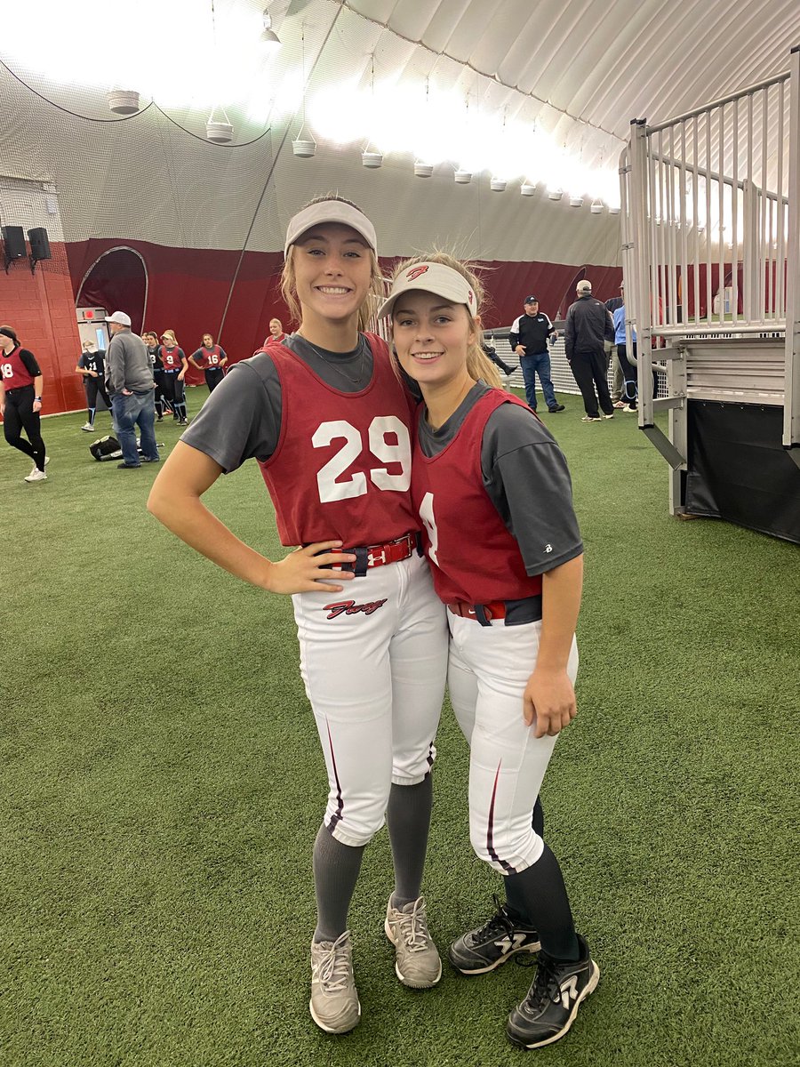 JoscelynBennet2's tweet photo. Thank you @ondecksoftball for the invite to your Midwest elite camp today. I had a great time with so many talented players. Also thank you to all the college coaches that came out today! #ODScamp https://t.co/7CzVsE2c2g