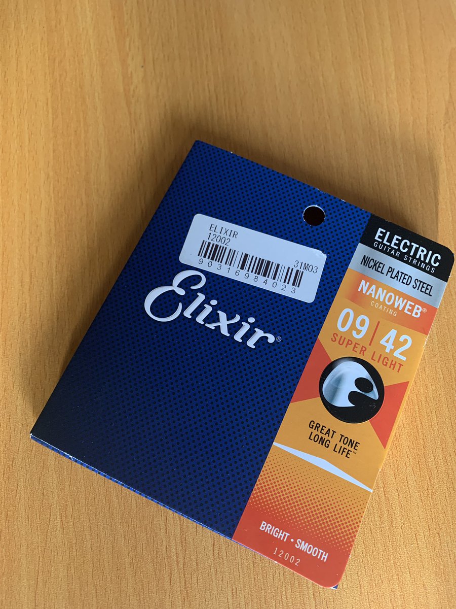 おはようございます。
昨日ギターの弦交換しようと思いましたが、急遽出かける予定ができて出来なかったので、今日こそ交換できればと思います。
