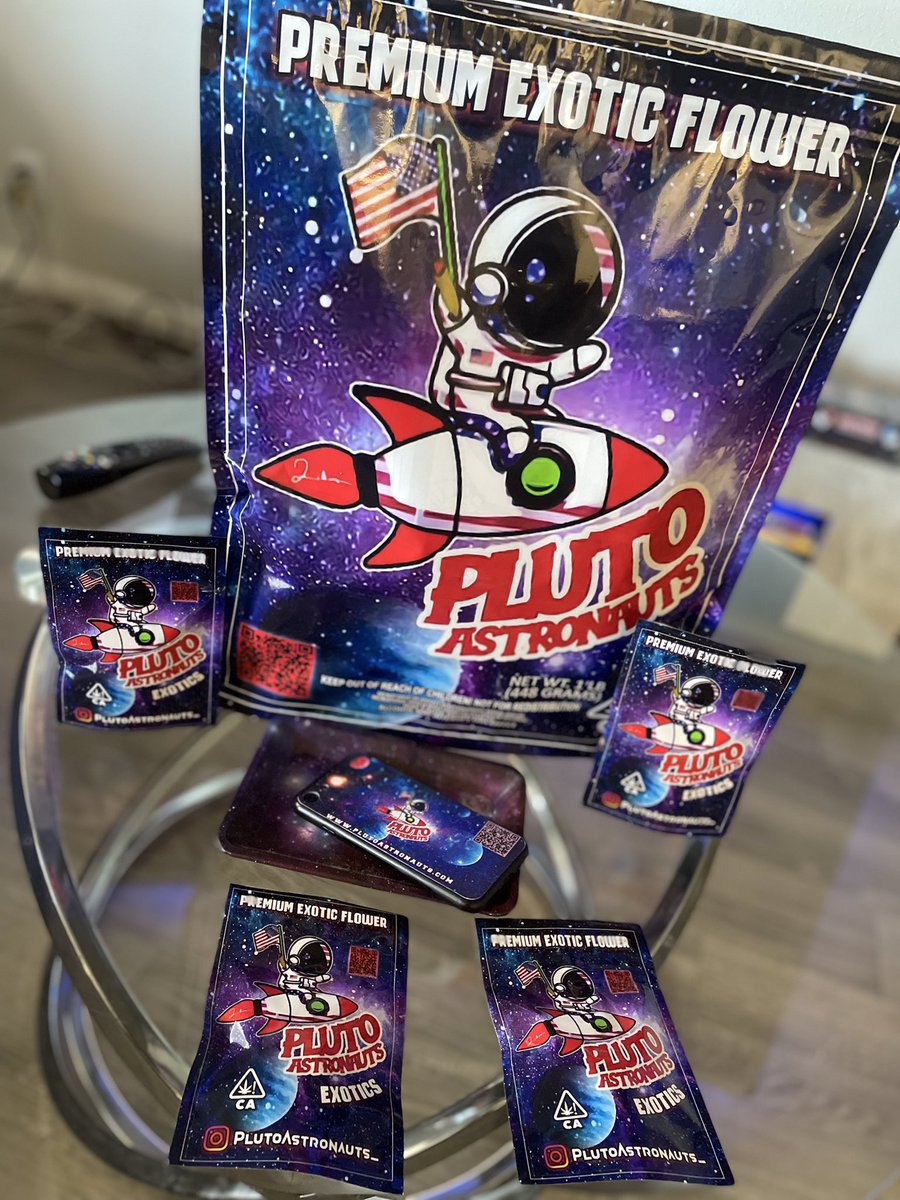 plutoAstronauts's tweet photo. The Best On The Land New Items On The Website Check It Out https://t.co/YVz3gs7nNw https://t.co/Kbtydr43V6