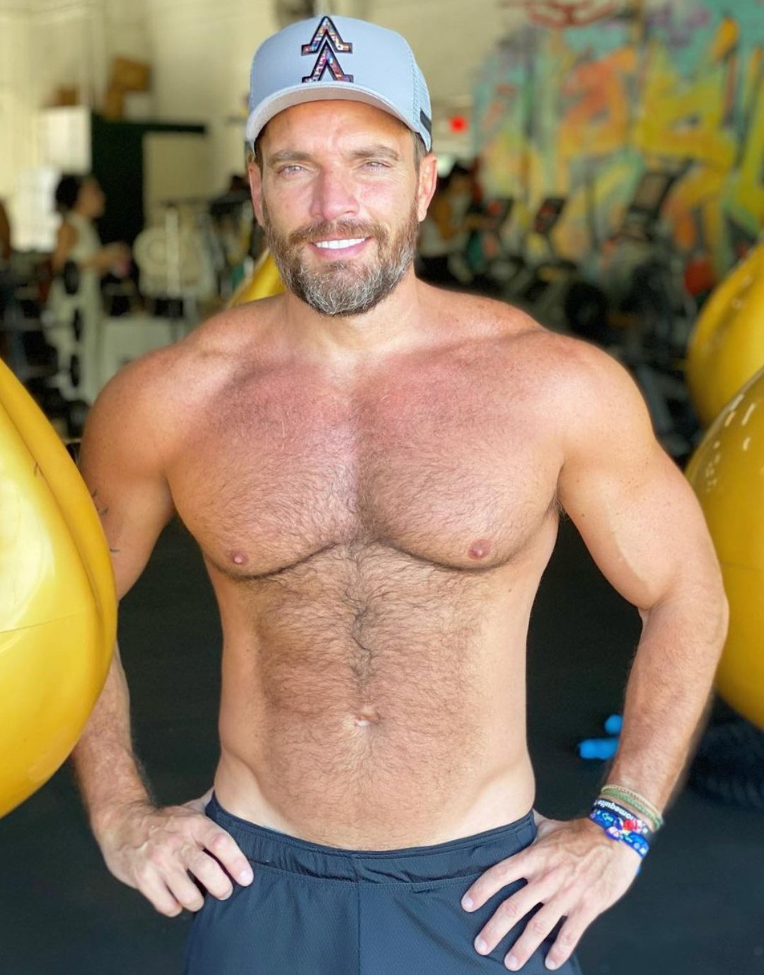 ChacalitosyMas on X: Actores Maduros Ricos 2 Julián Gil  t.cobSwTWs2ANt  X