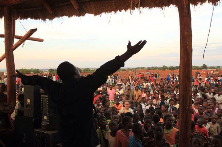Djthobarh101ZA's tweet photo. Catch me performing live at @malawilodge on the 24th December 📌
#Lilongwe🔥
#Malawi✈️
⏰
Out there we coming 💅 https://t.co/B4u7ROiK2Q
