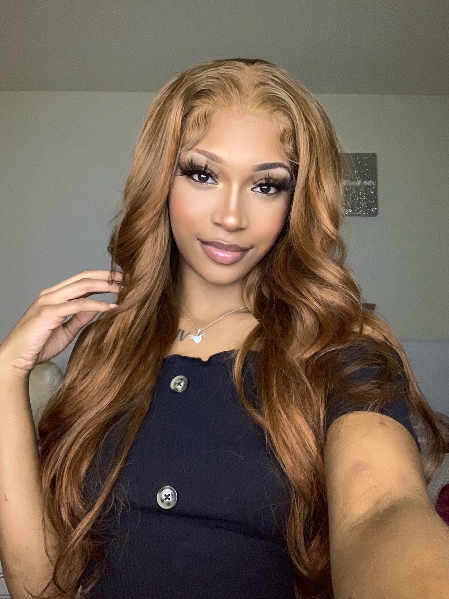 _ayannaE's tweet photo. Who you want me to be tonight ? 👀❤️ https://t.co/7NHTEB0k9P