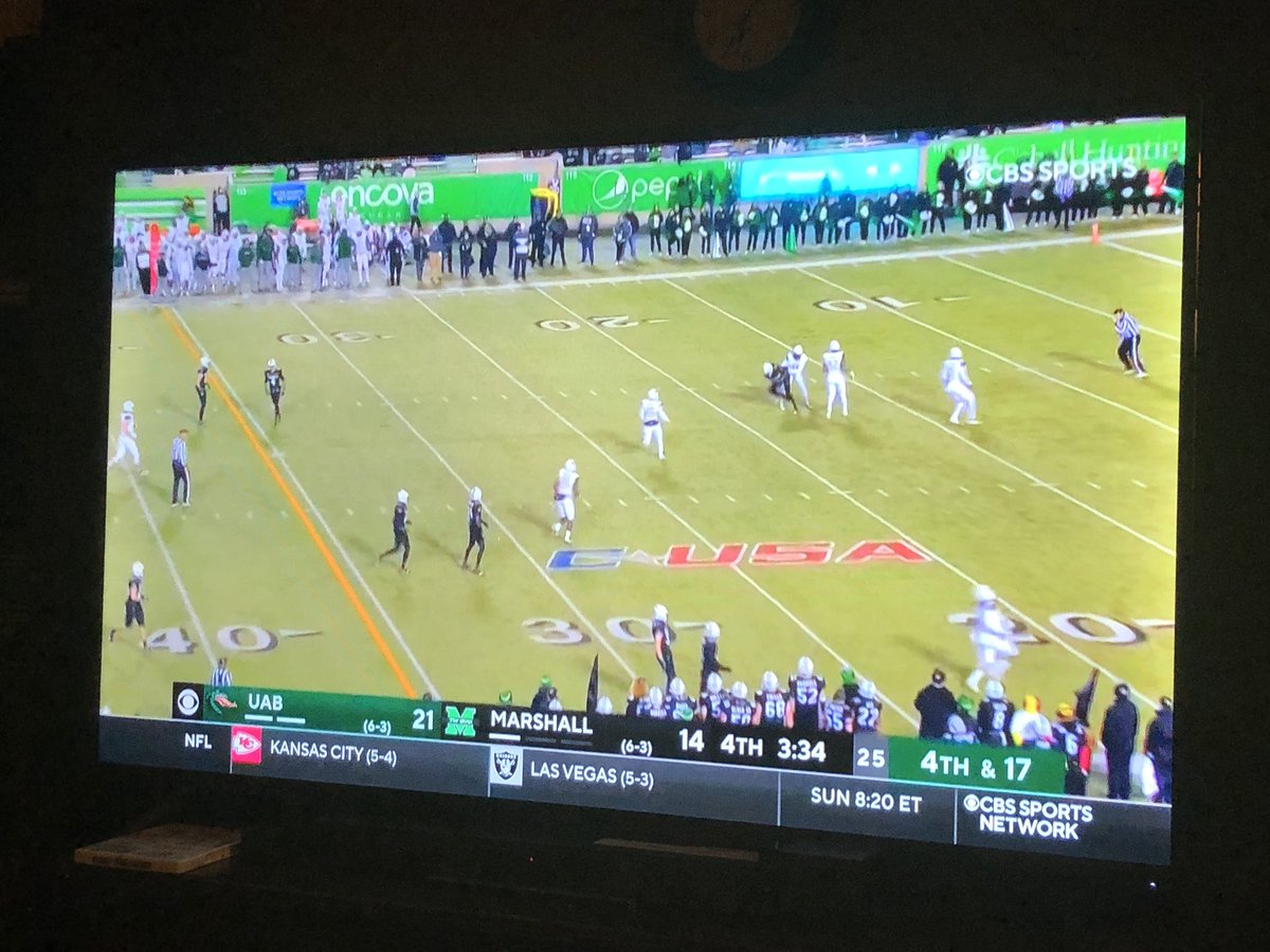 JANICEROGERS6's tweet photo. Just wanted one more first down 🤷‍♀️ but now #comeonDefense #uabfootball #uab #blazers https://t.co/pFyqh2TFr8