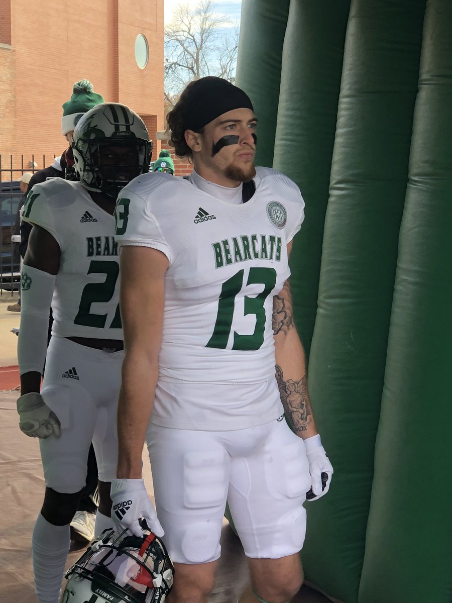 cliffnotes_pod's tweet photo. .@NWBearcat_FB Seniors part 1

@drew_dostal https://t.co/JrwCQUOo60