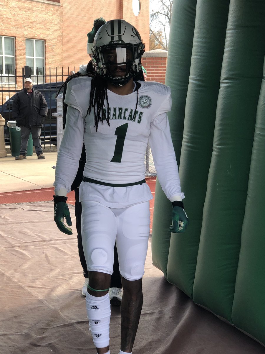 cliffnotes_pod's tweet photo. .@NWBearcat_FB Seniors part 1

@drew_dostal https://t.co/JrwCQUOo60