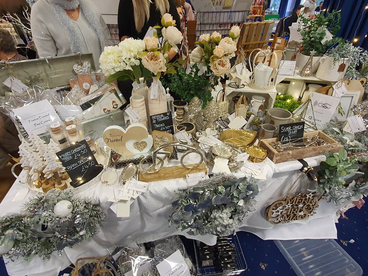Great to see so many fantastic stalls at today's Christmas fair at <a href="/SindleshamCourt/">Sindlesham Court</a>  

Great news... the fair continues on Sunday 14th November, come and take a look!

#Christmasfair #sindleshamcourt