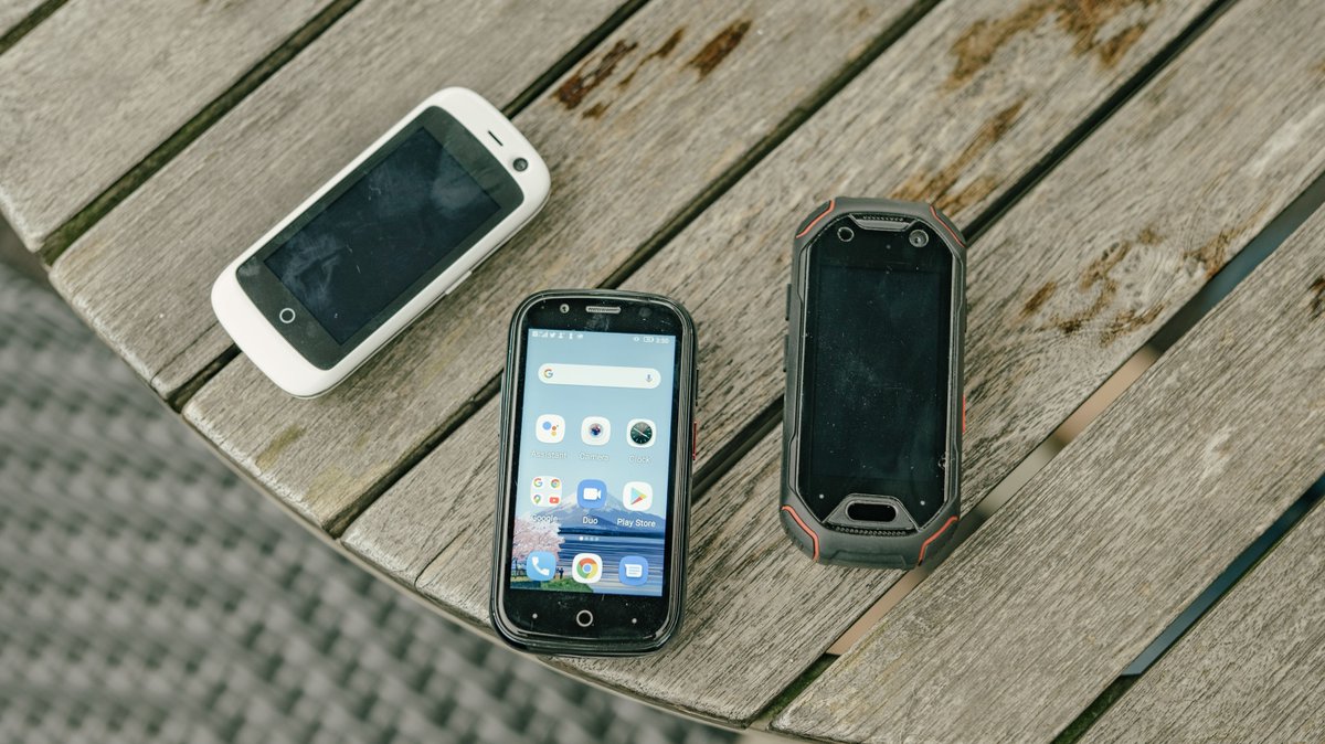 Unihertz's tweet image. Good day Unihertz fans. It's member's day!
This time, small phones and their accessories are on sale 💝

Please check your email for the discount code 🏷️

#unihertz #membersday #discount