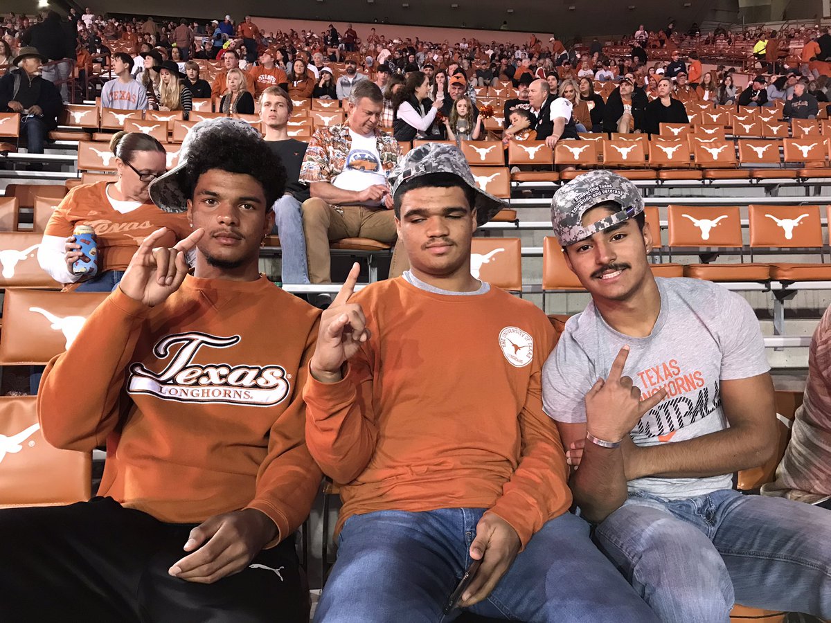 Beat Kansas!! <a href="/TexasFootball/">Texas Football</a> #HookEm 🤘🏾