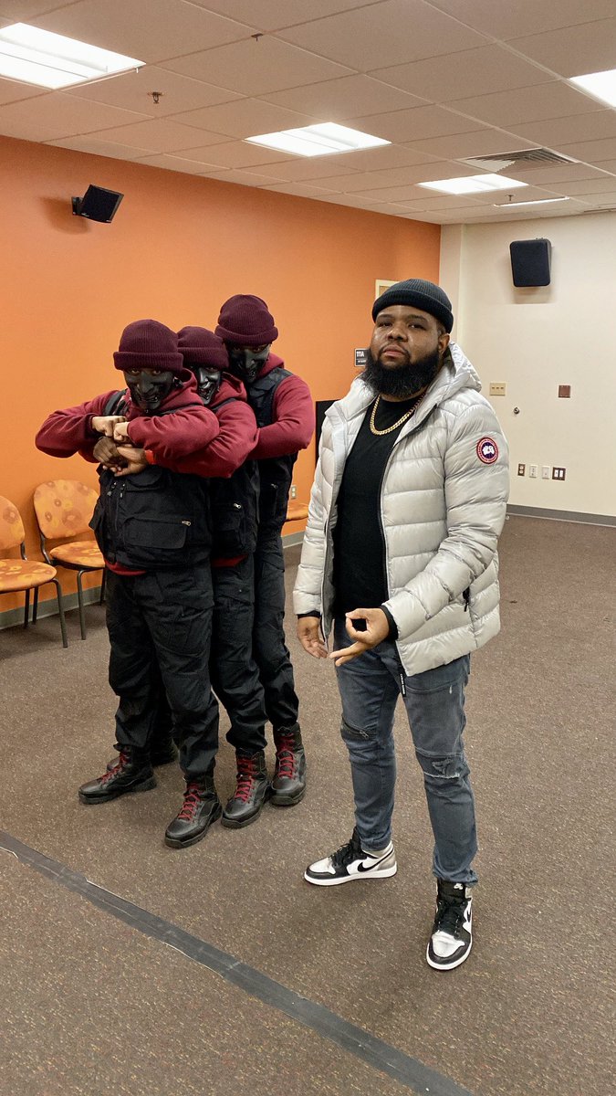 Cant_Miss_Chris's tweet photo. I’m feeling young but they treat me like the OG #LongLiveLM https://t.co/jCkN3akc34