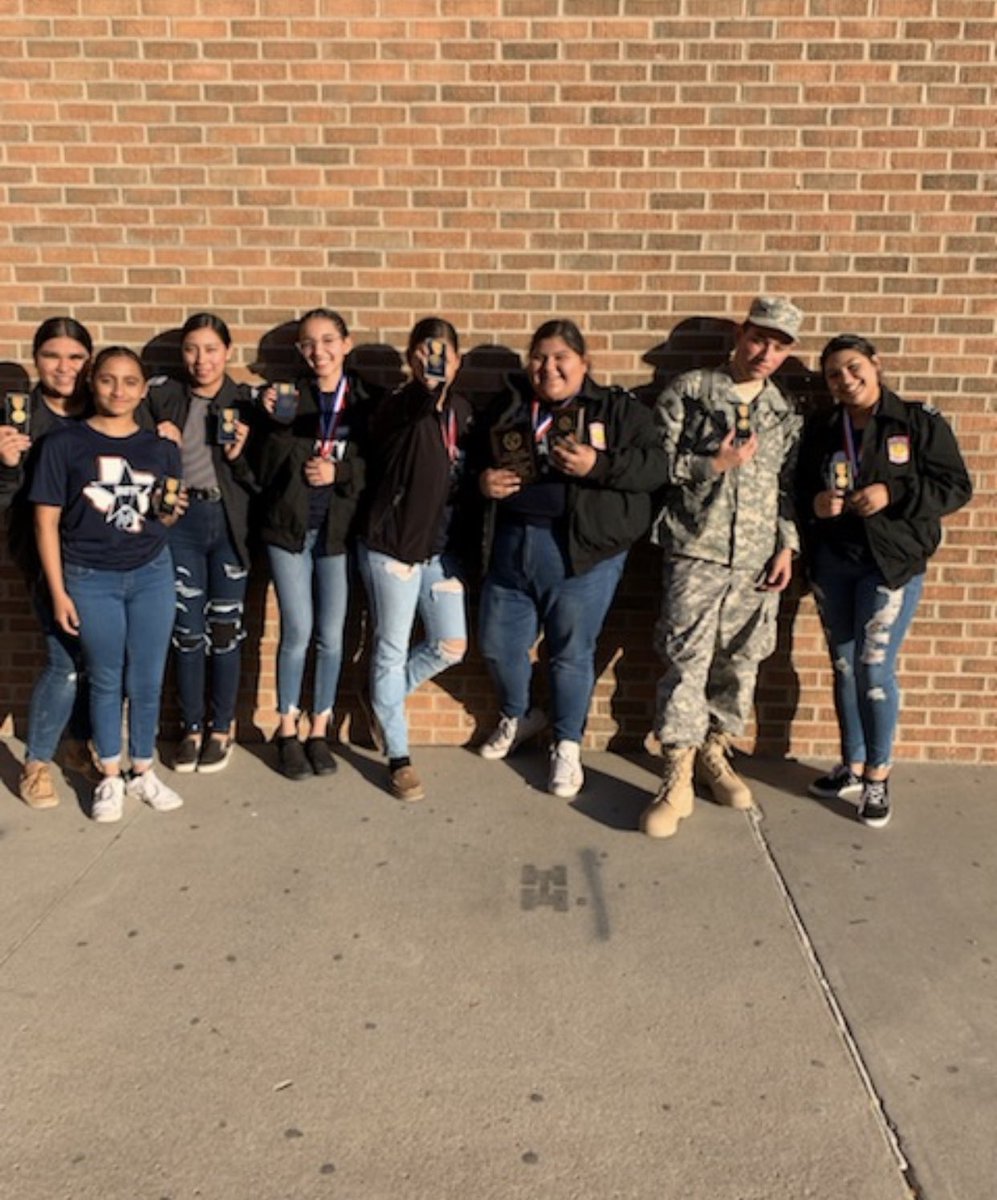 JrotcRanger's tweet photo. Congrats to our Unarmed Drill Team for winning 2nd place in regulation and 3 place in Insepction. Good job!!👏#riverside4ever https://t.co/xC7KokZlI2