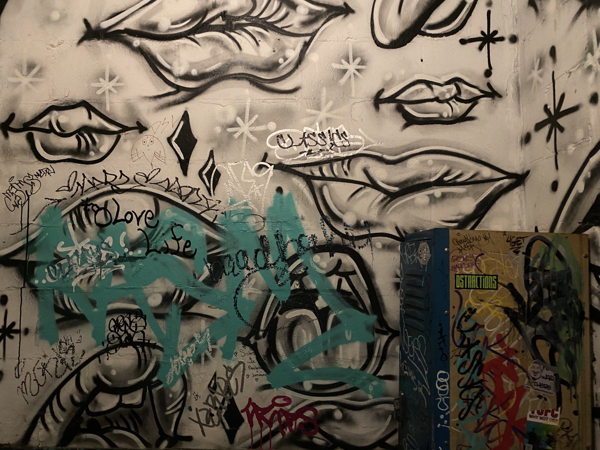 THIS BATHROOM WHIPS 