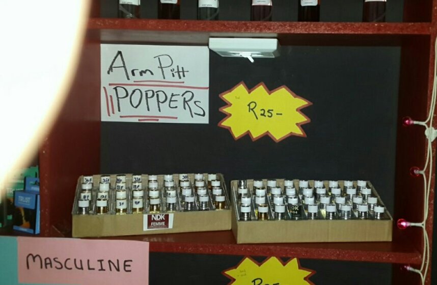DURBANDARKROOM's tweet photo. #ARMPITTPOPPERS
Cum get the Scent you like 👌 @DURBANDARKROOM https://t.co/BJ7YIEB1iz
