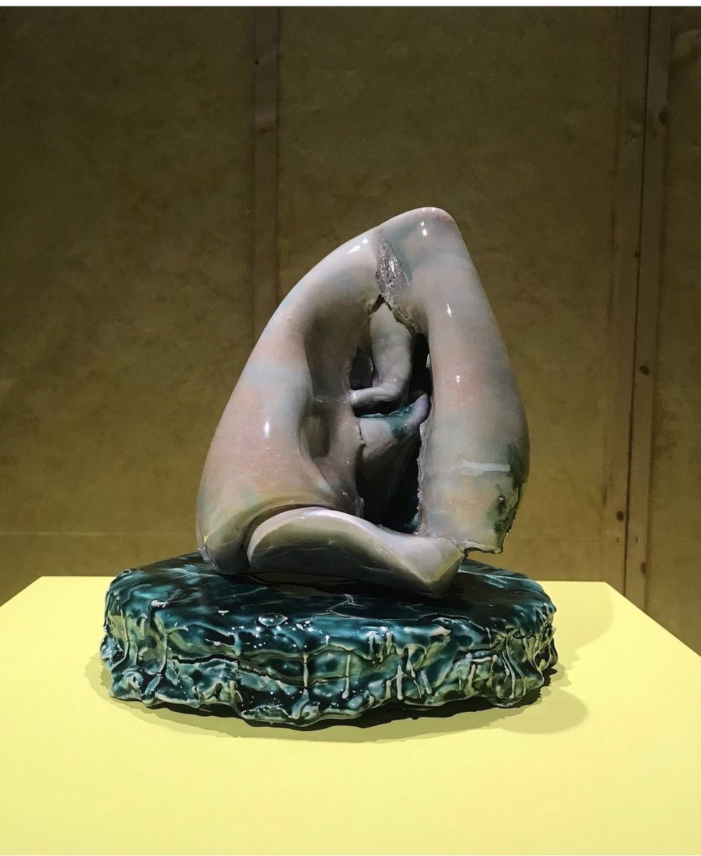 Anbefaler en tur til Lillestrøm, for Heidi Bjørgan sin utstilling byr på visuelle høydepunkter! 
#keramikk #kunst #nitjasenterforsamtidskunst #heidibjørgan