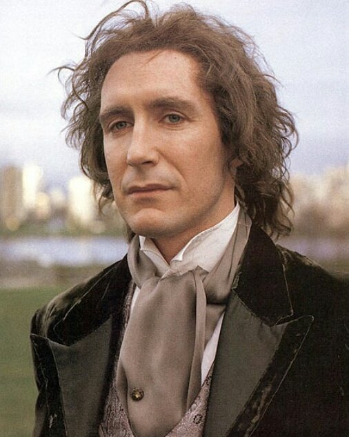 Happy 62nd birthday to our 8th Doctor Who Paul Mcgann.    