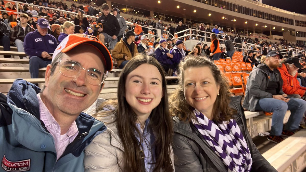 Darin_Marshall's tweet photo. #gopokes https://t.co/oX9sqjVw8t