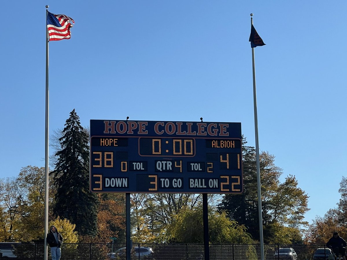 Gcan45's tweet photo. @MIAA1888 @gobrits @HopeAthletics @NCAADIII #letsgobrits https://t.co/gEbOIxReNn