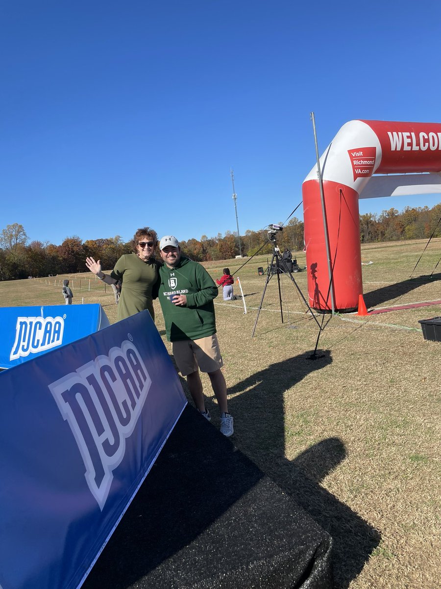 Beautiful day for the <a href="/NJCAAXCTF/">NJCAA Cross Country and Track & Field</a> DI &amp; DII Men’s and Women’s Cross Country Championship. Thanks to our co-host <a href="/RBCStatesmen/">Richard Bland College</a> and the staff <a href="/HanoverParksRec/">Hanover ParksRec</a> for helping put on an amazing event! Congrats to all the individual and team winners!! 🏆🥇🥈🥉#NJCAAXC #PlayRichmondVA
