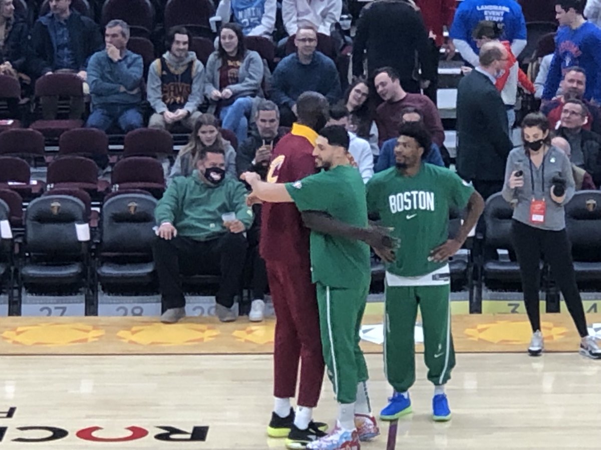 SeanGrandePBP's tweet photo. It’s like being back at the Bubble Pool in Orlando…
#TackoTime https://t.co/6Tp23WESmy