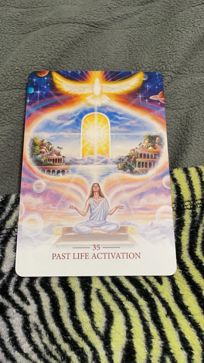 Kayla_ezre's tweet photo. @theesonyaV You have talents and skills in this lifetime that have been gathered and strengthened through your past lives. You have had many experiences in past lives even if you don’t remember right now. Your spark and interest in the divine is seen and heard and supported. You may connect- https://t.co/vlLVCV4tfB