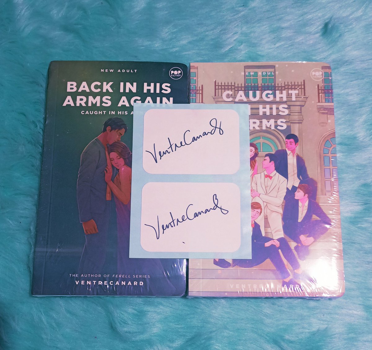 Nicks_Lauron's tweet photo. In his arms bundle just got home!✨ 
Thank you for the wonderful masterpieces kap @VentreCanard_Wp !✨
@VCA_Official

#NoMoreBIHAAWhenKaya
#BIHAAWhenKaya
#BIHAABookRelease
#BIHAACaughtAgain

November 13, 2021 https://t.co/BeWQbxtyKW